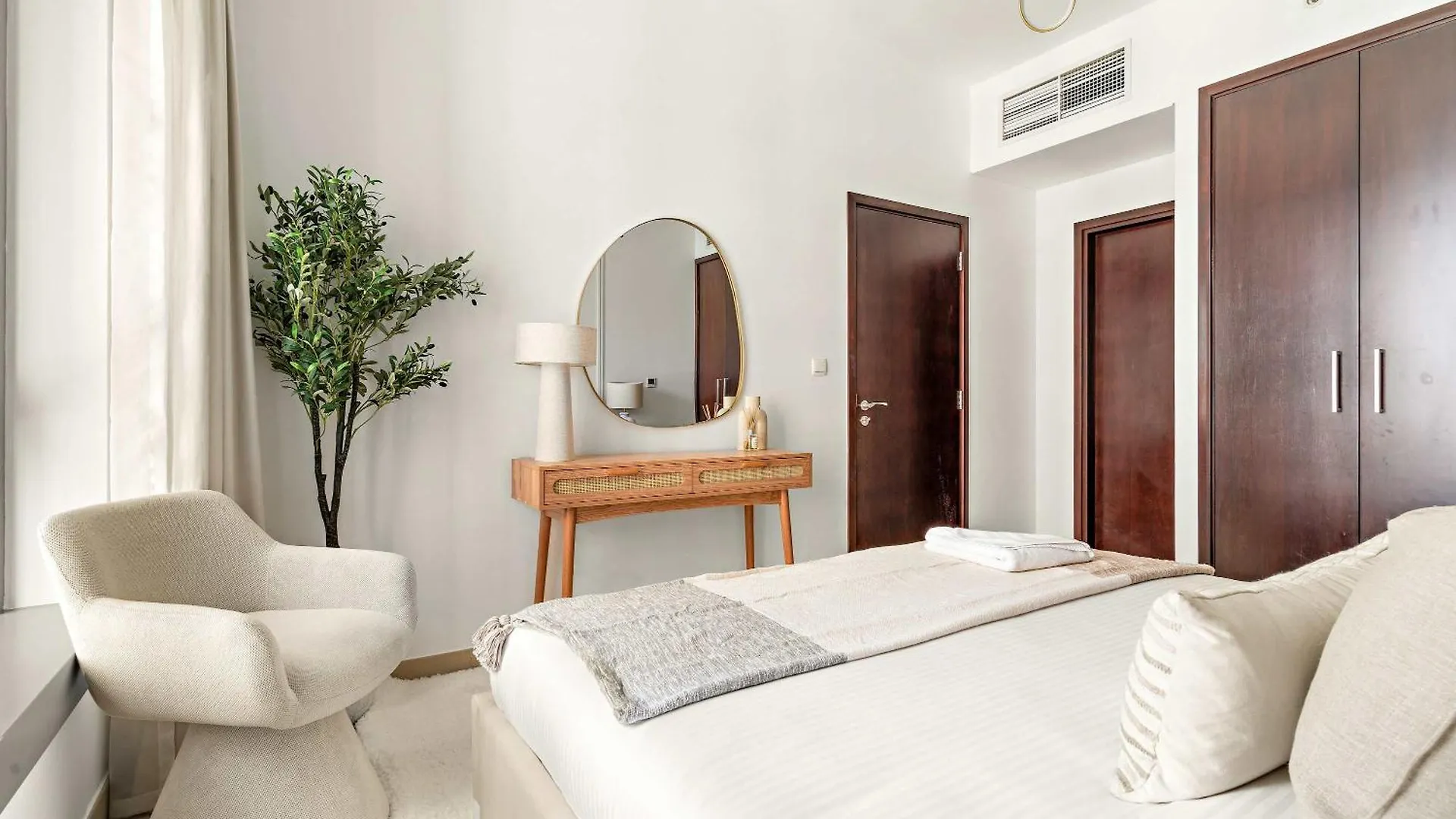 Silkhaus Elite 1Bdr At 29 Boulevard Downtown Dubai United Arab Emirates